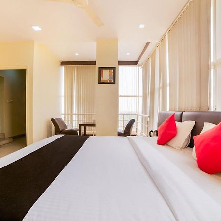Hotel Super Capital O Raaga Grand Hyderabad Exterior foto
